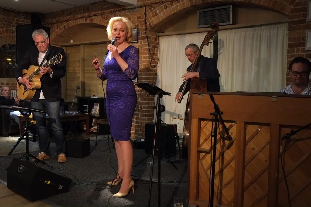 Zoe Francis 5tet