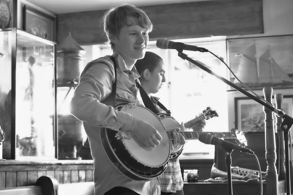 Fringe Gigs around Newport